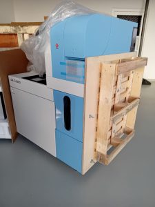 Gabelstapler, Arbeitsbühne, Treppensteiger, Sackkarre, Service München Linde, Manitou, Zonzini News, laborgeräte 01